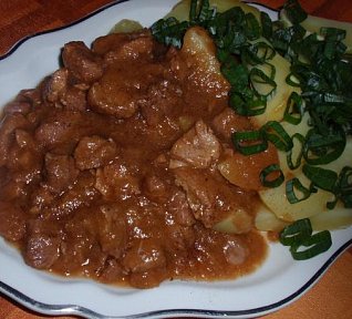 Cibulové (pórkové) vepřové maso