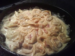 Tortelloni alla panna