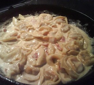 Tortelloni alla panna