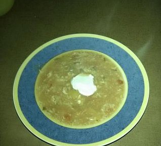 Rajčatová polévka s paprikami