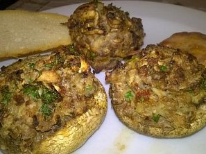 Pikantní nadívané žampiony