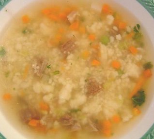 Zeleninová polévka s krupicovými noky