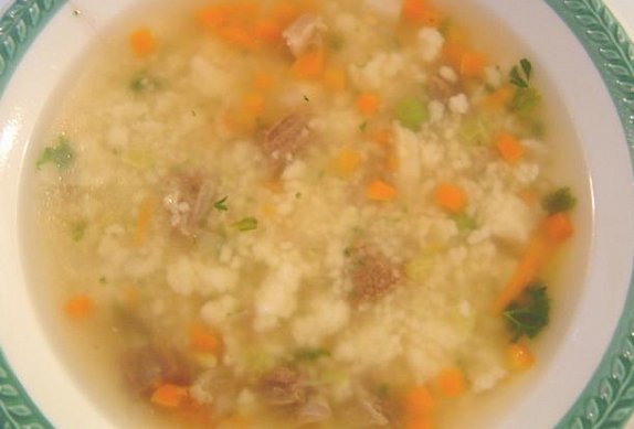 Zeleninová polévka s krupicovými noky photo-0