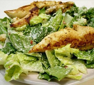 Kuřecí barbeque salát