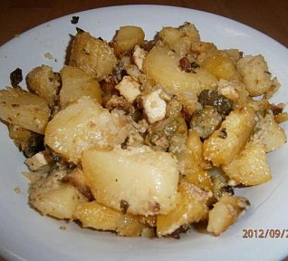 Zapečené brambory s uzeným tofu a zázvorem na koriandru