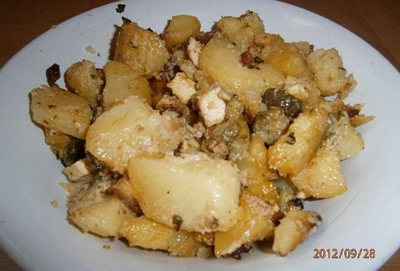 Zapečené brambory s uzeným tofu a zázvorem na koriandru