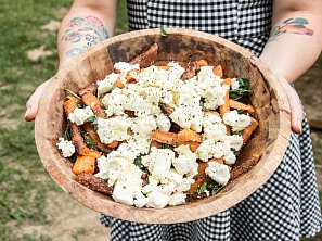 Spálené mrkve s bryndzou a mátou