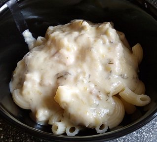 Cuketová omáčka se smetanou a krůtím masem