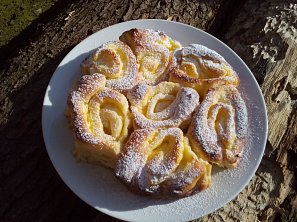 Šneky s vanilkovou náplní