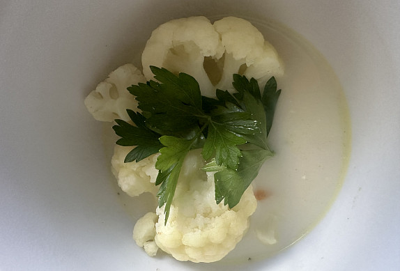 Květáková polévka