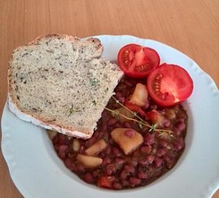 Fazolový guláš pro vegany