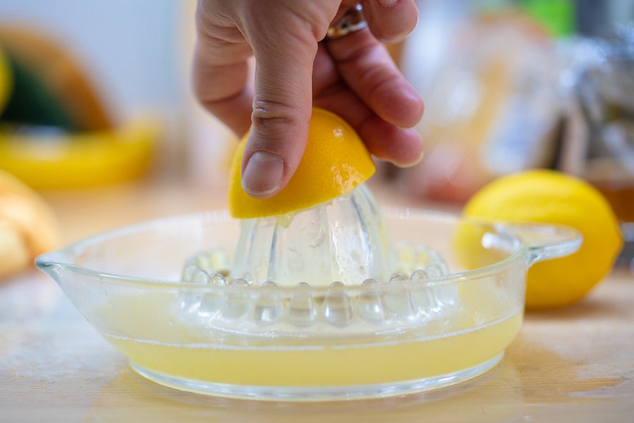 Hummus z lilku s ořechy kešú