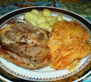 Vepřo-knedlo pro lenochy v římském hrnci