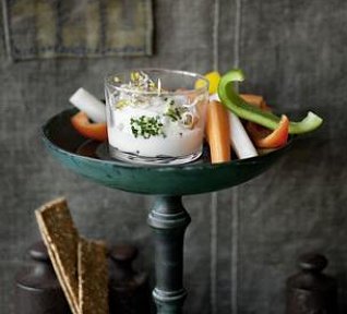 Zelenina s bylinkovým tvarohem