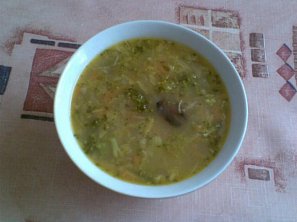 Brokolicovo-houbová polévka