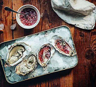 Ústřice se zálivkou mignonette Ústřice se zálivkou mignonette