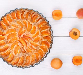 Tvarohový koláč s meruňkami