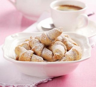 Sváteční mandlové rohlíčky