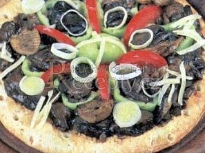 Houbová pizza Houbová pizza