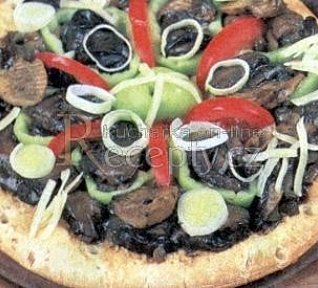 Houbová pizza