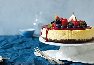 Limetový cheesecake s malinovým přelivem