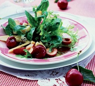 Salát s třešněmi a melounem