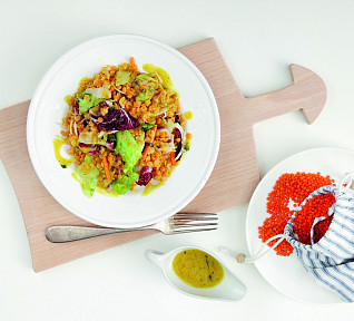 Salát s červenou čočkou