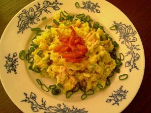 Bramborový salát s osmaženou uzeninou