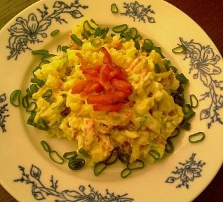 Bramborový salát s osmaženou uzeninou