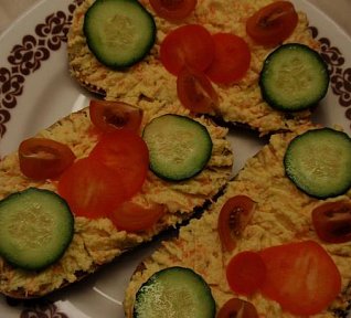 Mrkvová pomazánka s Lučinou a sýrem