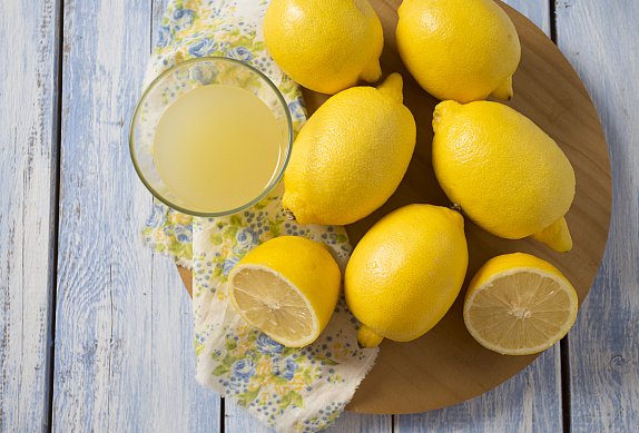 Domácí zázvorovo-citronová limonáda