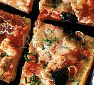 Bramborová pizza s tuňákem