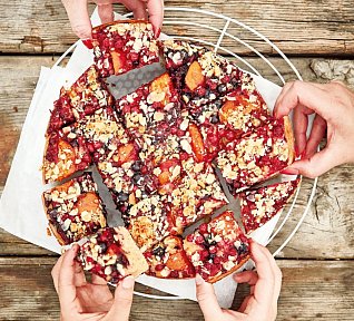 Kelímkový jogurtový koláč s ovocem