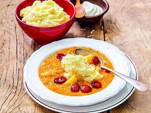 Zelňačka s bramborovou kaší