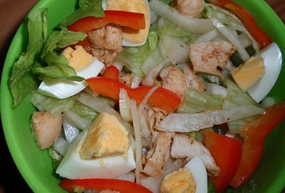 Fenyklový salát s kuřecím masem