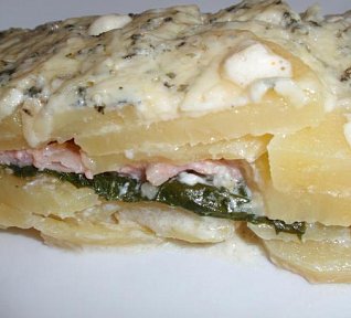 Gratinované brambory (nejen) se špenátem