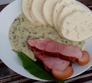 Uzená medvědí omáčka