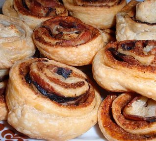 Šneci s anglickou slaninou a kořením