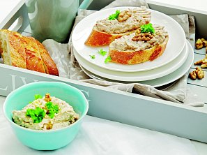 Oříšková pomazánka