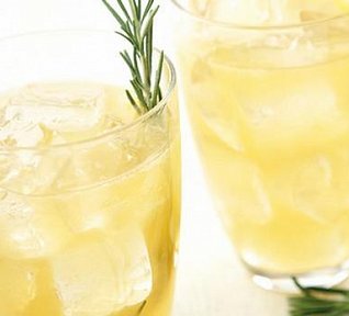 Citronáda s rozmarýnem