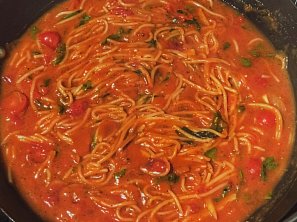 Vegan těstoviny z jedné pánve