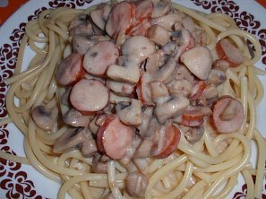 Žampiony se šunkovou klobásou