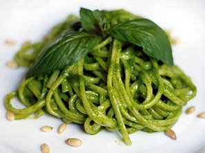 Linguine s rukolovým pestem