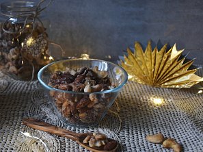 Karamelizované pečené ořechy