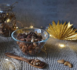 Karamelizované pečené ořechy