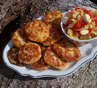 Bramborovo-květákové karbanátky