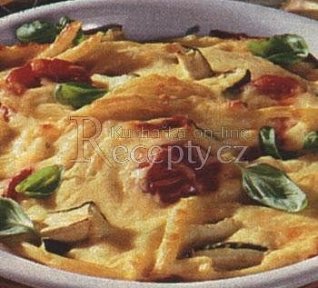 Makarony zapečené se sýrem a rajčaty