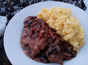 Voňavé vepřové plátky se žampiony