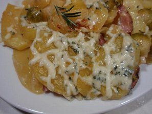 Gratinované brambory (nejen) s kapustou