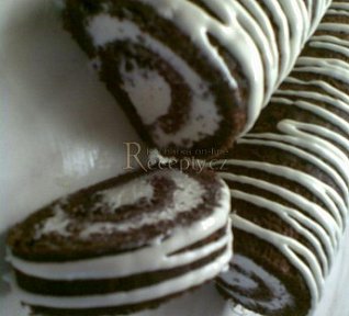 Roláda se šlehačkou